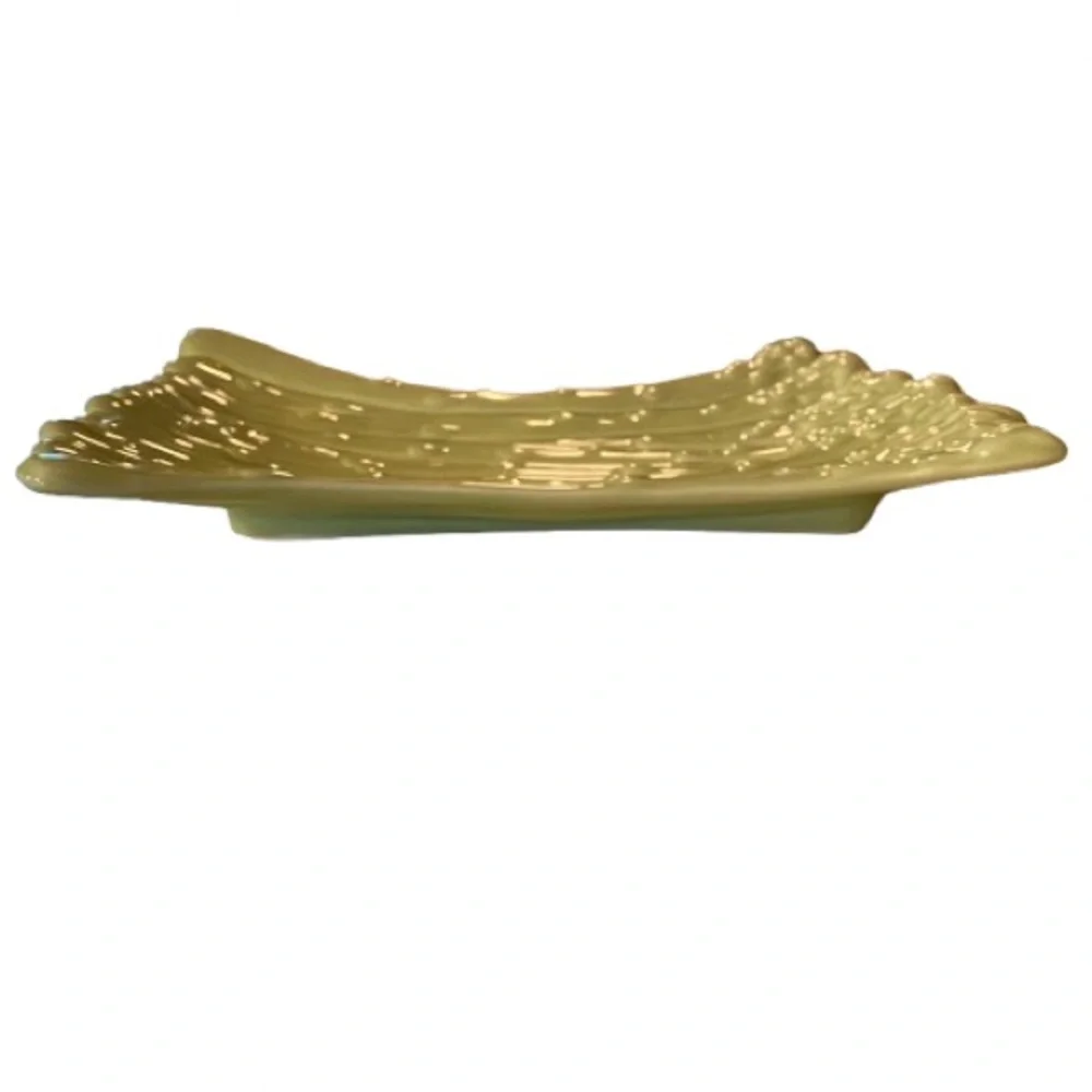 Crate&Barrel Green Asparagus Ceramic Platter 11.5” x 8.25” Spring Garden Party